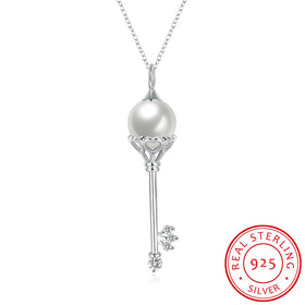 Key Pearl Diamond Necklace